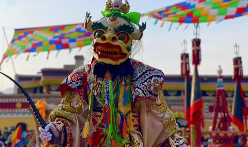 A Guide to Amdo Monlam Festival