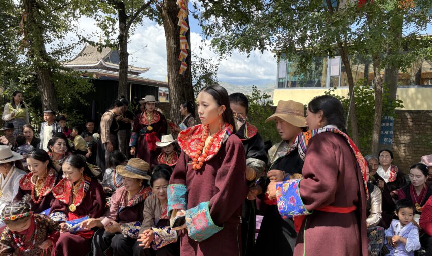Rebkong Shaman Festival  རེབ་གོང་ཀླུ་རོལ། 热贡六月会