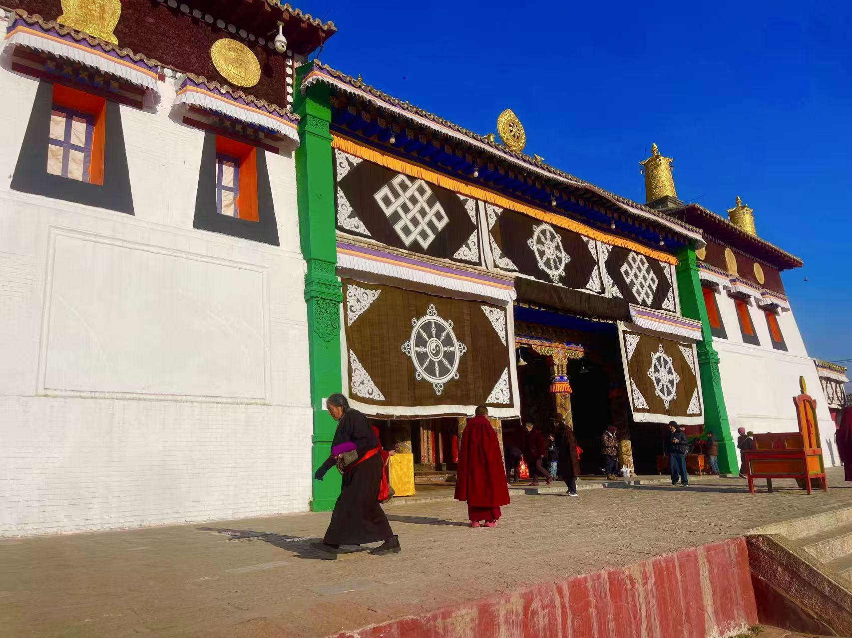 Tongren tibet travel