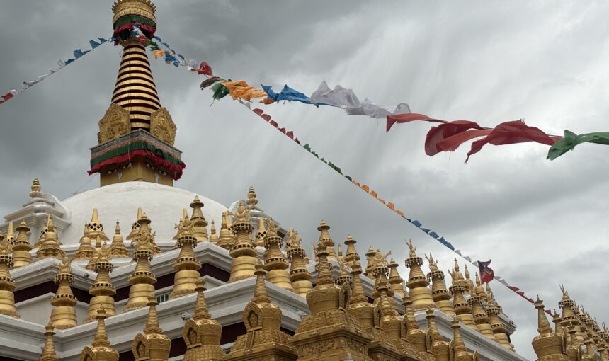 Ultimate Kham Region Tour and Travel Guide