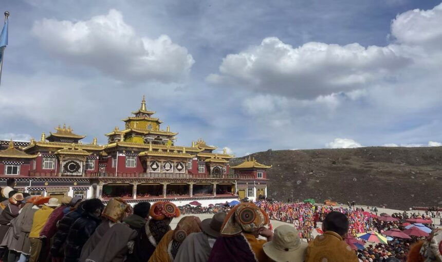 Ultimate Kham Region Tour and Travel Guide